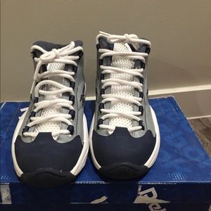 Reebok Question Mid Grade school 5.5 youth